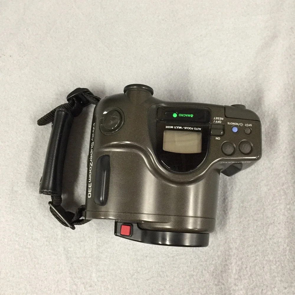 Olympus‎ Infinity SuperZoom 330 35mm Film Camera 38-105mm Lens with Case Japan